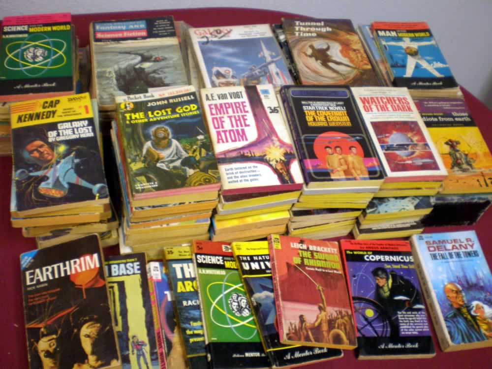 VINTAGE FANTASY/SCI-FI PAPERBACK LOT OF 20 # 20; 2.0 GD